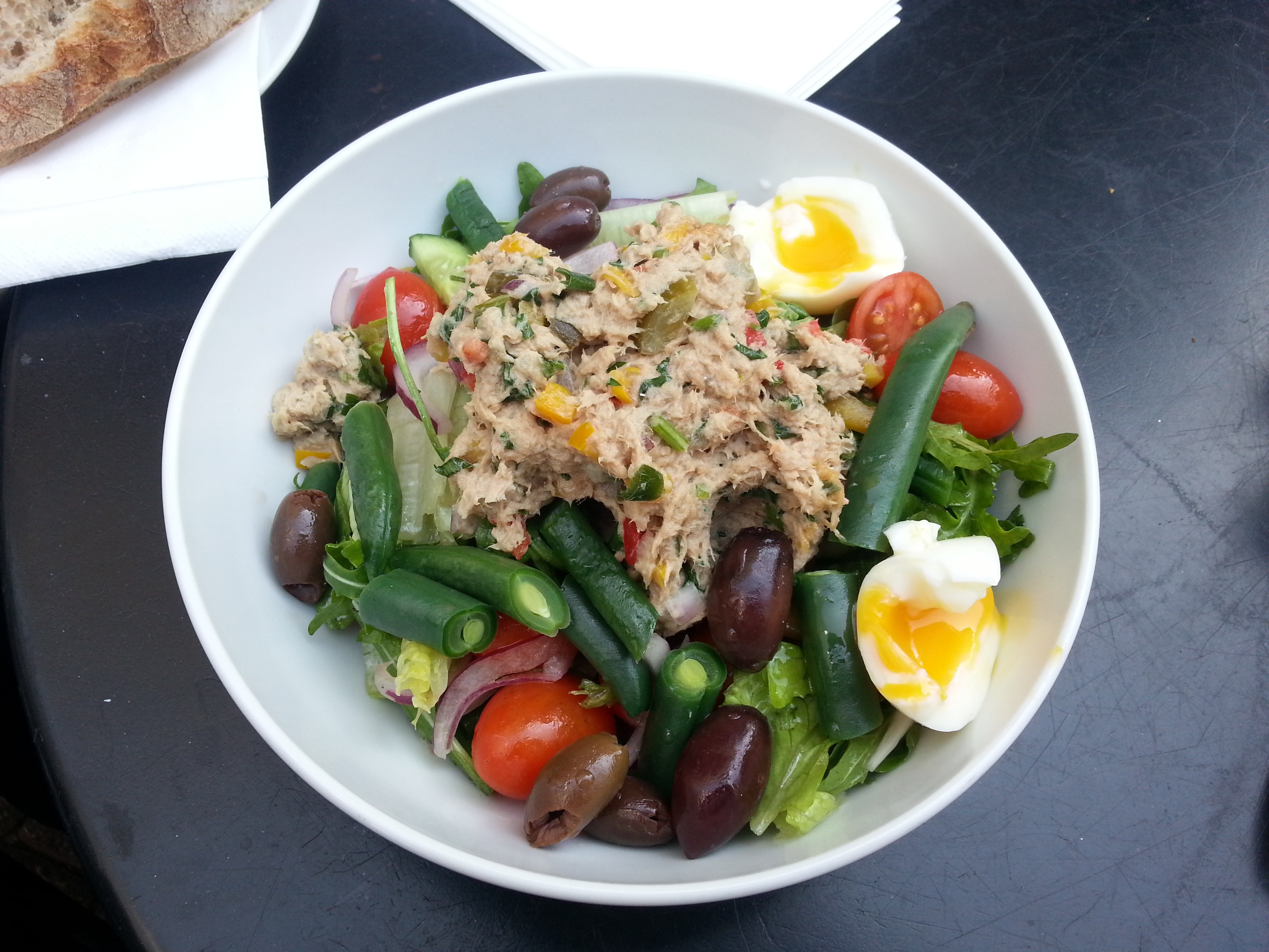 Rezepte zum Muskelaufbau: Thunfisch-Kartoffel-Salat mit Ei