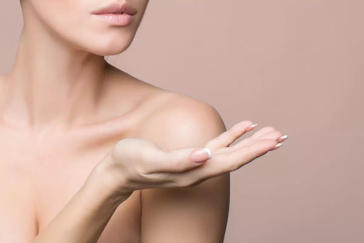 Rejuvenation of the hands